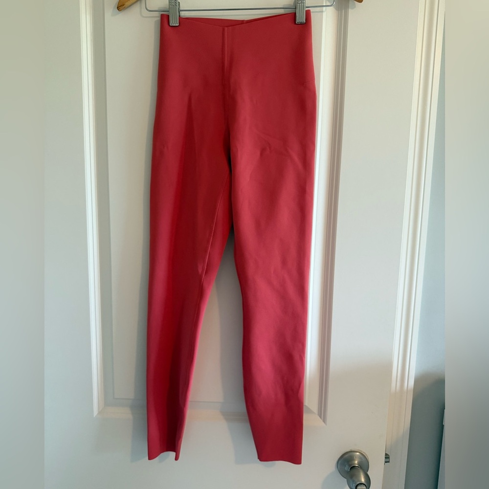 Lululemon Glow Up High Rise Tight 25"  DTRE Size 4 New
